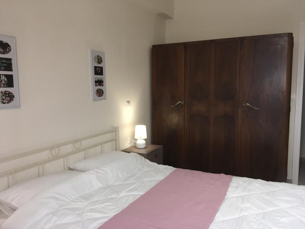 Demeliza Apartments Плака Екстериор снимка
