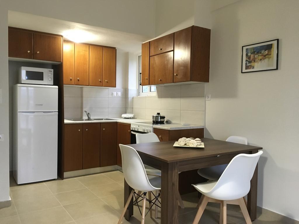 Demeliza Apartments Плака Екстериор снимка