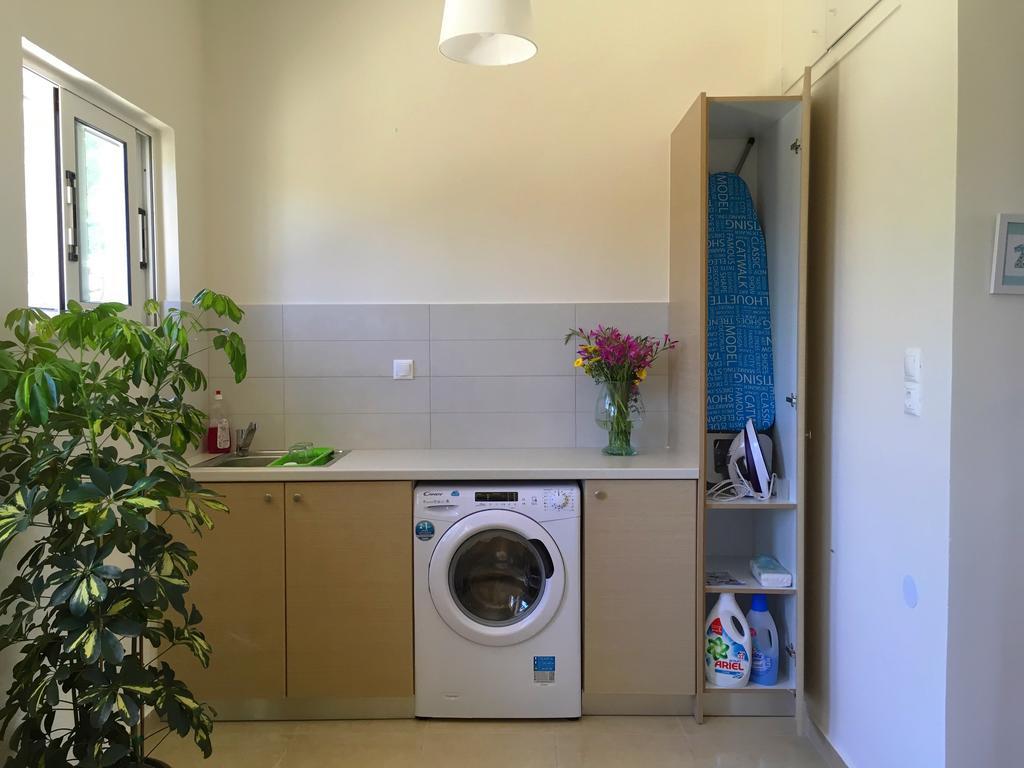 Demeliza Apartments Плака Екстериор снимка