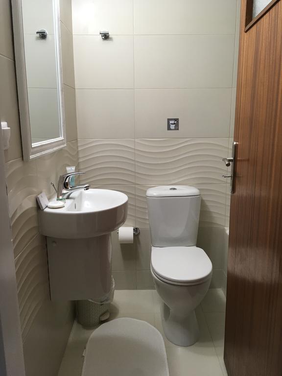 Demeliza Apartments Плака Екстериор снимка